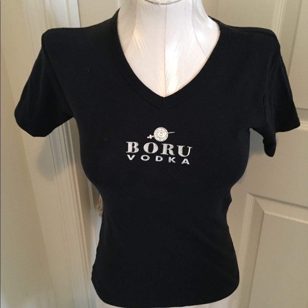 Boru Vodka tee women’s M gifting suite item